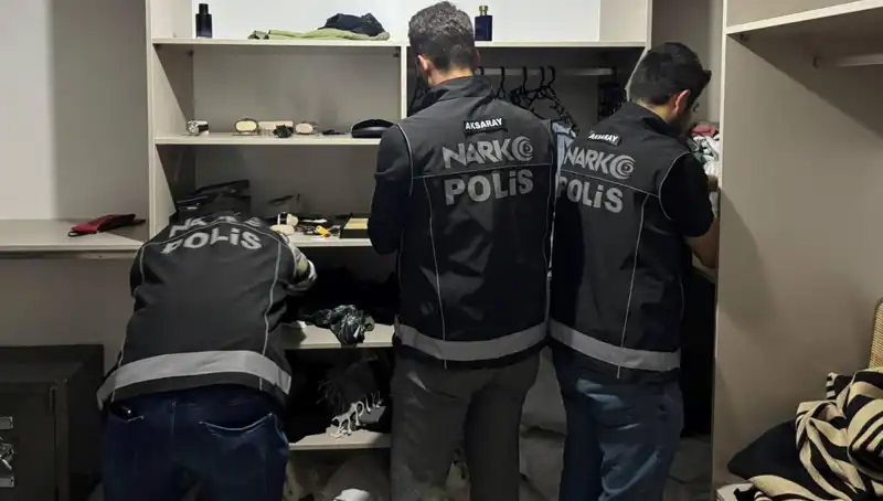 Uyuşturucu Operasyonunda F Serisi Dolar Kıyasıya Mücadele Edildi