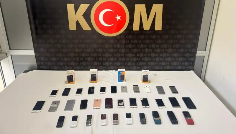 Gümrük Kaçağı Cep Telefonları Ele Geçirildi: 37 Cihazın Hikayesi