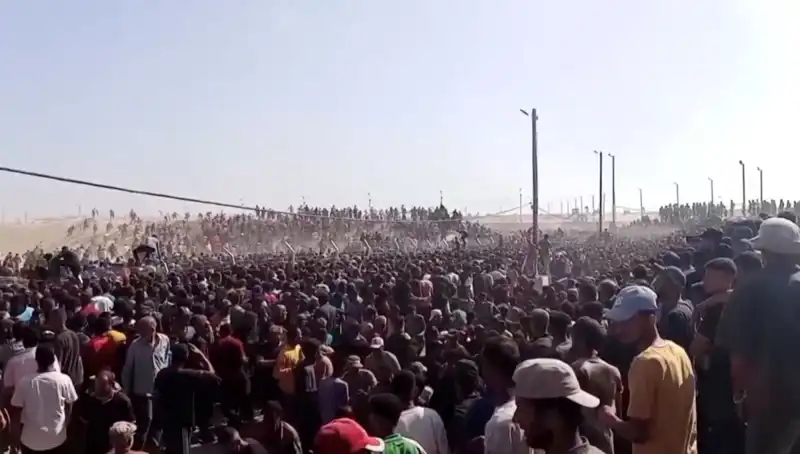 İsrail’in Gazze'deki Yardım Dağıtım Noktasına Saldırısı: 26 Ölü