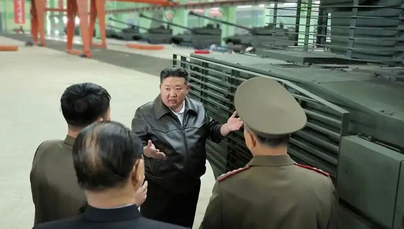 Kuzey Kore Lideri Kim Jong-un’dan Modern Savaş Uyarısı: "Daha Fazla Üretin!"