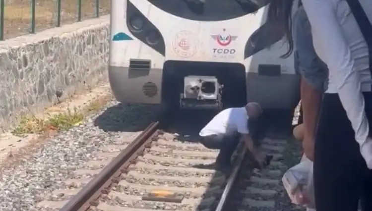 Marmaray Makinistinin Hikayesi: Raylardaki Kediyi Kurtardı