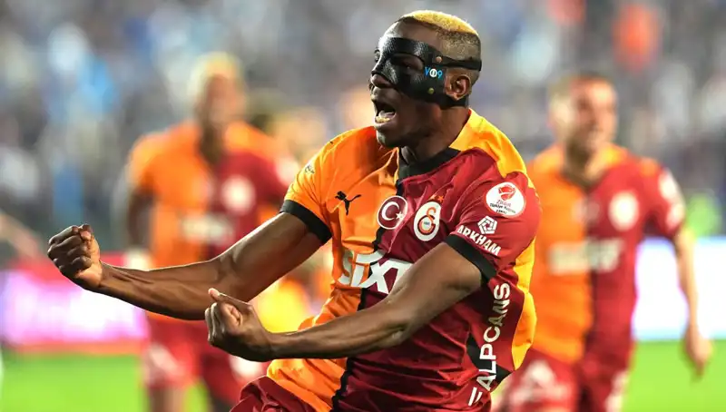 Osimhen İçin Kulüpler Arası Rekabet: Kazan-Kazan Teklifi Görüşmeleri Başladı