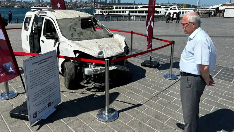 15 Temmuz Olayları: Tankların Ezdiği Araçlar Sergiyle Yeniden Hayat Buldu