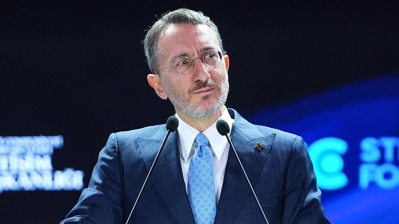 Başkan Erdoğan'ın İletişim Başkanı Fahrettin Altun, The Economist'e Tepki Gösterdi