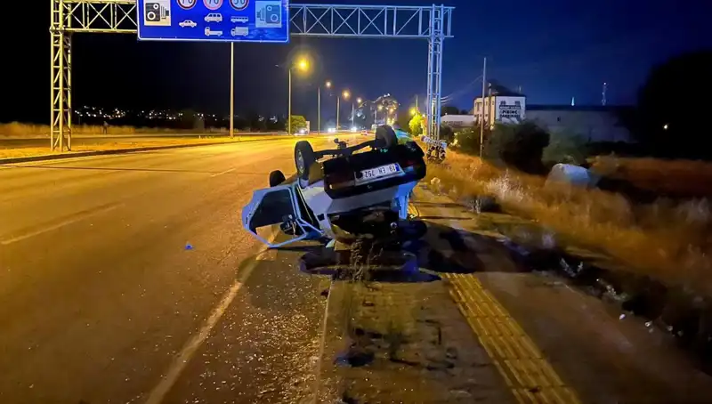 TIR’ın Sıkıştırdığı Otomobil Takla Attı: Olay Yerinden İlk Bilgiler