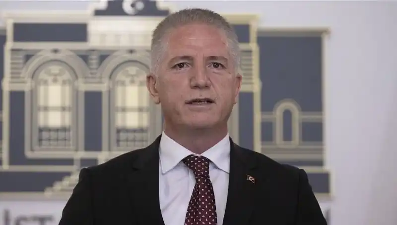 Vali Gül'den Dolandırıcılık Çetelerine Karşı Sert Uyarı: İstismar Devam Ediyor!