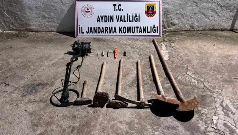 Aydın'da Kaçak Kazı Yapan Çeteye Suçüstü: Olayın Detayları