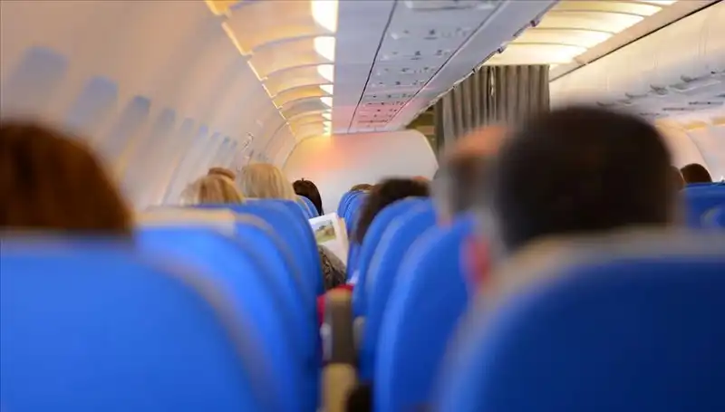 Uçağa Yön Değiştiren Riskler: Uzmanlar Uyarıyor, Seyahatlerinizi Güvenli Hale Getirin!