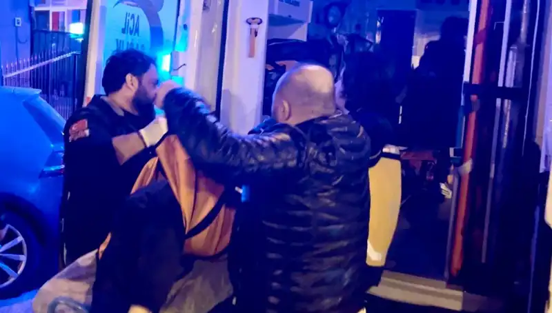 Babasıyla Tartıştı, Olaylar Gelişince Silahına Sarıldı
