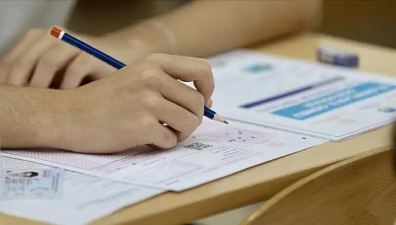 Türkiye'nin YKS Şampiyonu Nizip'ten Çıktı: Başarı Hikayesinin Arkasında Ne Var?
