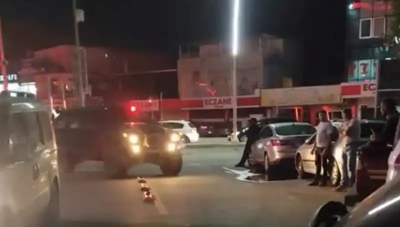 Annesine Şiddet Uygulayan Kardeşine Korkunç Cevap: Aile Dramı