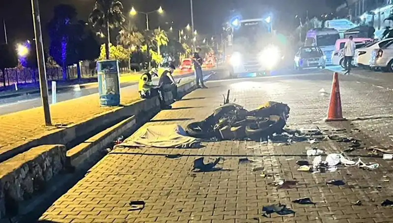 Alanya'da Motosiklet Kazası: Feci Kaza Nasıl Gerçekleşti?