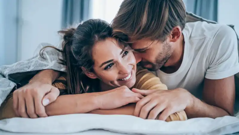 Eşinizle Paylaşmanız Gereken 5 Özel Konu Nedir? Uzmanlar Açıklıyor!