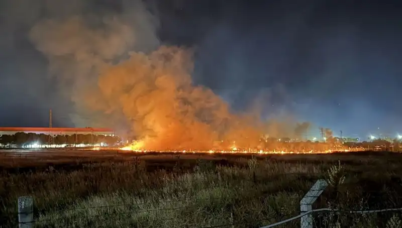 İzmir'de Gece Yarısı Yangın Paniği: Korkutan Anlar yaşıyor