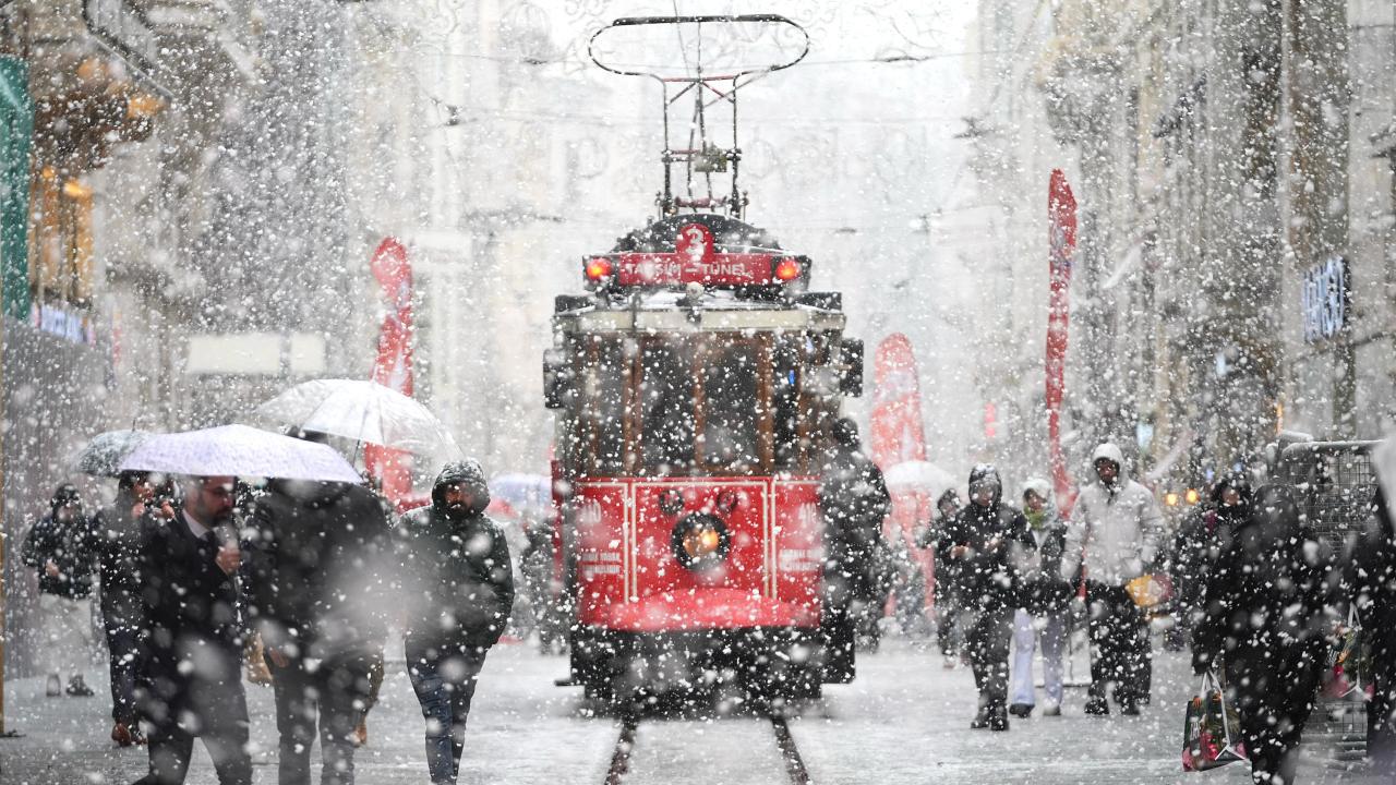 Hafta Sonu Eğitimlerine Ara Verildi